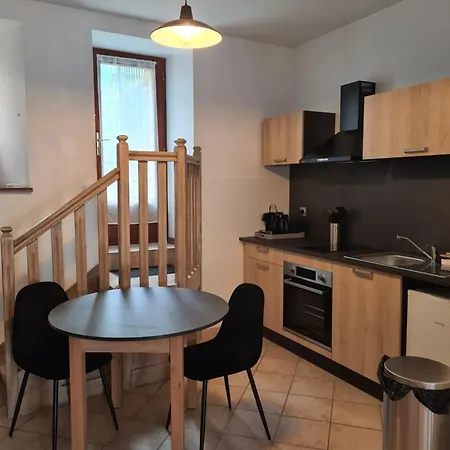 Apartamento Al'escapade Saint-Chély-dʼApcher